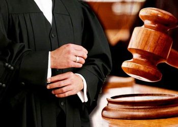 Quyền và nghĩa vụ của luật sư trong tố tụng dân sự