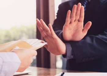 Từ bỏ quyền sở hữu tài sản có được không?