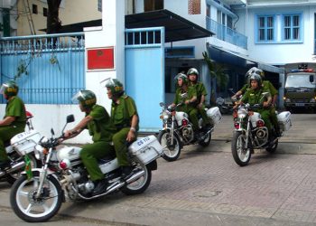 Cảnh sát trật tự được bắt những lỗi gì