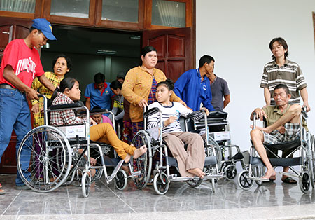 Hỗ trợ tiền mai táng phí cho người khuyết tật 