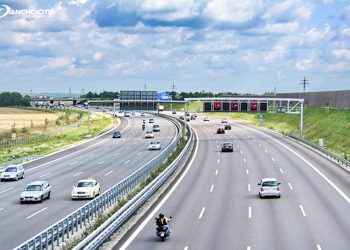 Lỗi đi vào làn xe thô sơ bị phạt như thế nào?