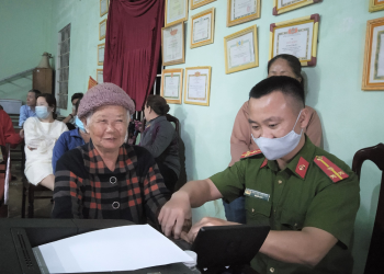 Người trên 60 tuổi có phải làm căn cước công dân không?