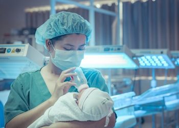 Trường hợp nào đảng viên được sinh con thứ ba năm 2022