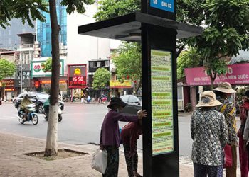 Biển báo điểm dừng xe buýt như thế nào?