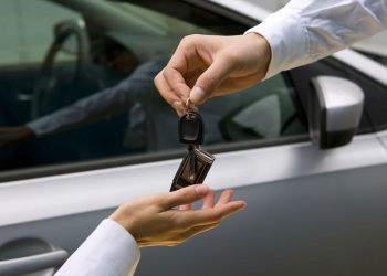 Thừa kế xe có phải đóng thuế không