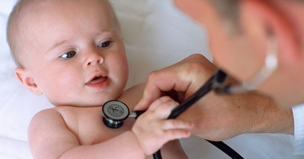 Làm bảo hiểm y tế trẻ em dưới 6 tuổi trái tuyến như thế nào?