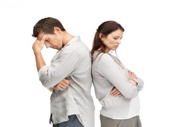 Có bắt buộc cấp dưỡng cho con riêng của vợ sau ly hôn không?