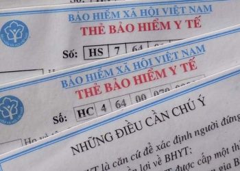 Cơ quan nào thực hiện cấp thẻ bảo hiểm y tế trẻ em dưới 6 tuổi?