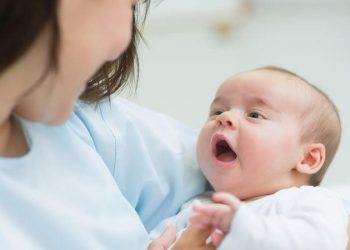 Công chức nghỉ thai sản có được hưởng lương không