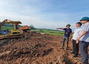 Giấy viết tay mua chung đất