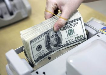 Người thi hành án trả nợ bỏ trốn thì phải làm sao?