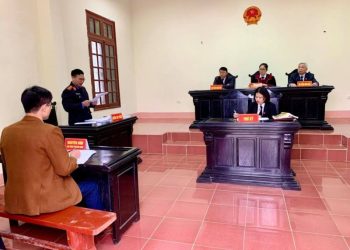 Trong vụ án vay tiền đương sự có được thay đổi lời khai không?