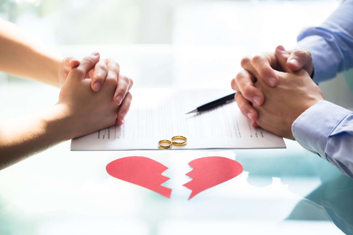 Chồng không chịu ký đơn ly hôn
