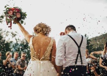 Hiện nay làm giấy kết hôn có cần cắt hộ khẩu không?