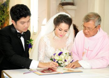 Bộ đội có được lấy vợ theo đạo không?