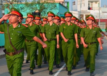 Công an có được lấy 2 vợ không theo quy định