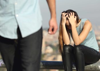 Cha, mẹ có quyền yêu cầu ly hôn nếu con bị tâm thần không?