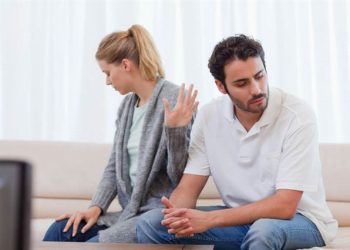 Ly hôn đơn phương khi vợ ở nước ngoài như thế nào?