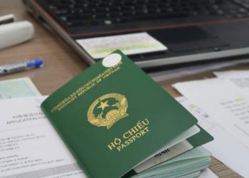 Không có sổ tạm trú có làm được hộ chiếu không?