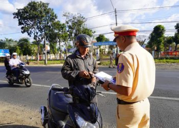Phí thi bằng lái xe ô tô, xe máy bao nhiêu tiền