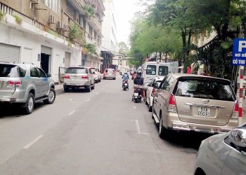 Quy định đỗ xe trên vỉa hè năm 2022 như thế nào?