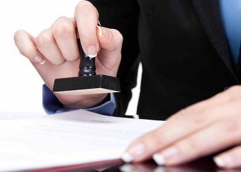 Thủ tục công chứng hợp đồng kinh tế hiện nay thế nào?