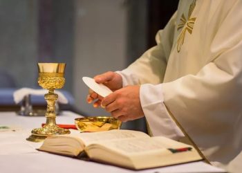 Thủ tục kết hôn với người công giáo như thế nào