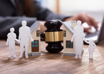 Quy định pháp luật về việc tự thỏa thuận chia tài sản khi ly hôn