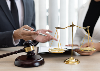 Cho mượn tiền không có giấy tờ có kiện được không