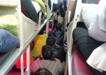 Chở quá số người quy định xe ô tô