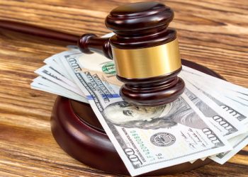 Mức bồi thường thiệt hại tối đa trong hợp đồng là bao nhiêu?