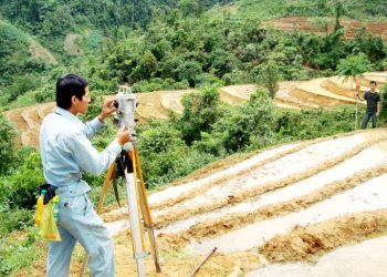 Phí đo đạc đất đai khi cấp sổ đỏ, tách thửa đất năm 2023 là bao nhiêu?