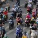 Quy định cho người trên xe máy tối đa mấy người?