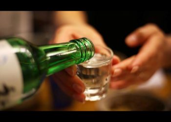 Uống rượu say đánh người gây thương tích