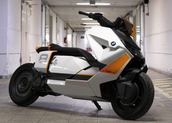 Ăn trộm xe máy bị xử phạt ra sao năm 2023?