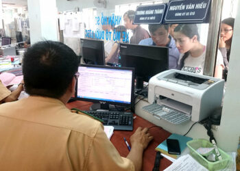 Bấm biển số xe máy có cần chính chủ không