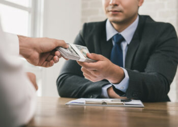 Bảo hiểm nhân thọ rút tiền sau 15 năm