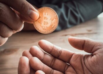 Doanh nghiệp có được cho cá nhân vay tiền không