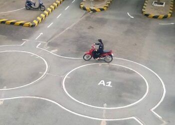 Rớt lý thuyết A1 có được thi thực hành không?