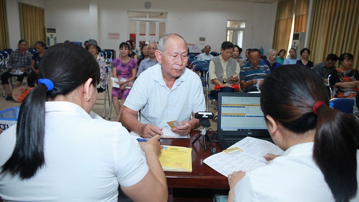 Trước khi nghỉ hưu có được hưởng bảo hiểm thất nghiệp không?