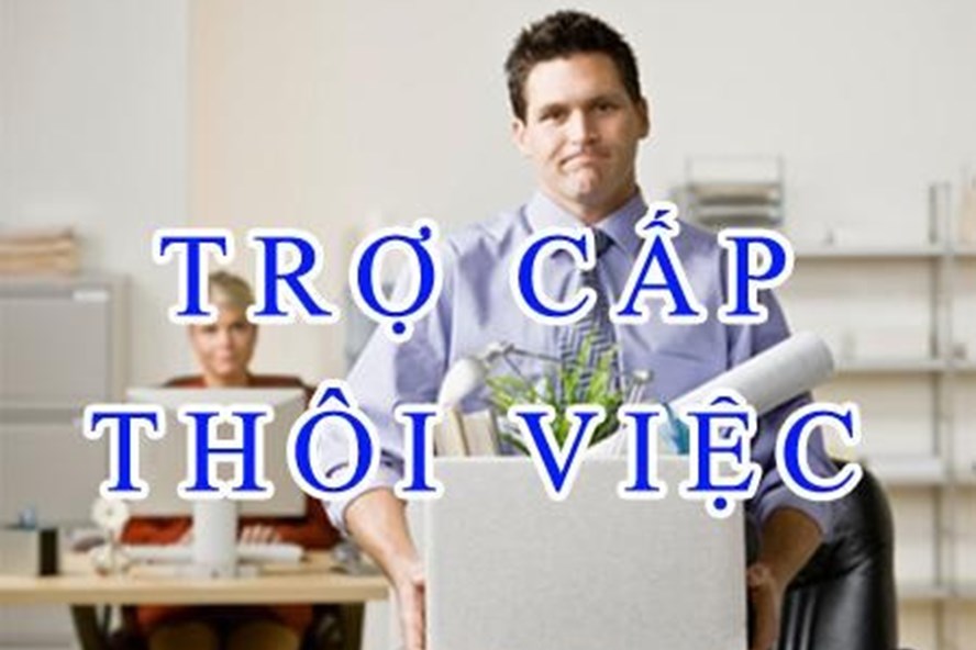 Vừa được hưởng trợ cấp thôi việc vừa được hưởng lương hưu hay không?