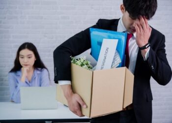 Công ty tự ý cho nhân viên nghỉ việc có được không năm 2023