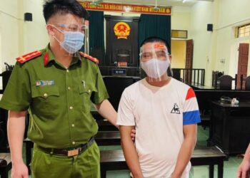 Cấu thành tội chống người thi hành công vụ được quy định như thế nào?