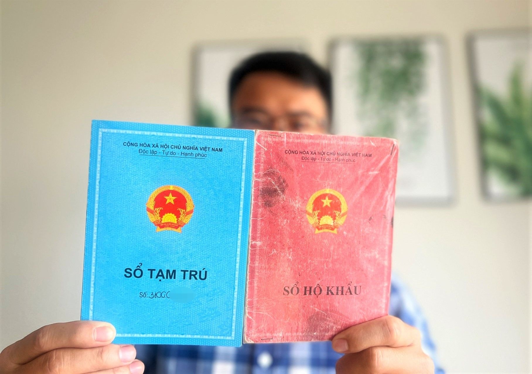 Hộ khẩu thường trú và chỗ ở hiện nay