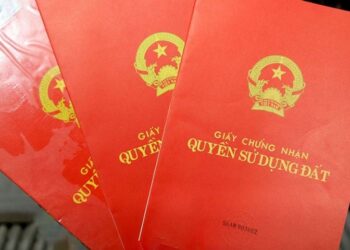 Năm 2023 khi nào thu hồi giấy chứng nhận quyền sử dụng đất?