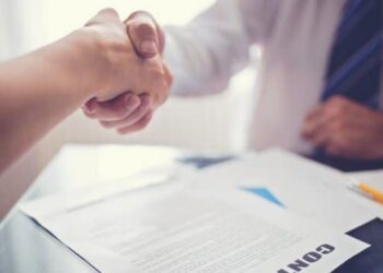 Năm 2023 thành viên hợp danh tối thiểu trong công ty hợp danh là bao nhiêu?