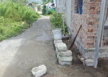 Năm 2023 thực hiện thủ tục xác lập quyền về lối đi qua như thế nào?