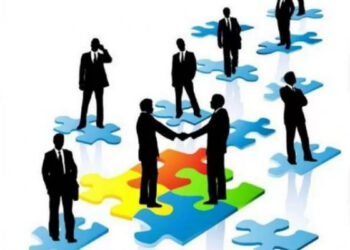 Pháp luật năm 2023 quy định thành viên hợp danh là gì?