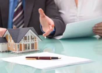 Thủ tục công chứng hợp đồng mua bán nhà đất năm 2023 như thế nào?