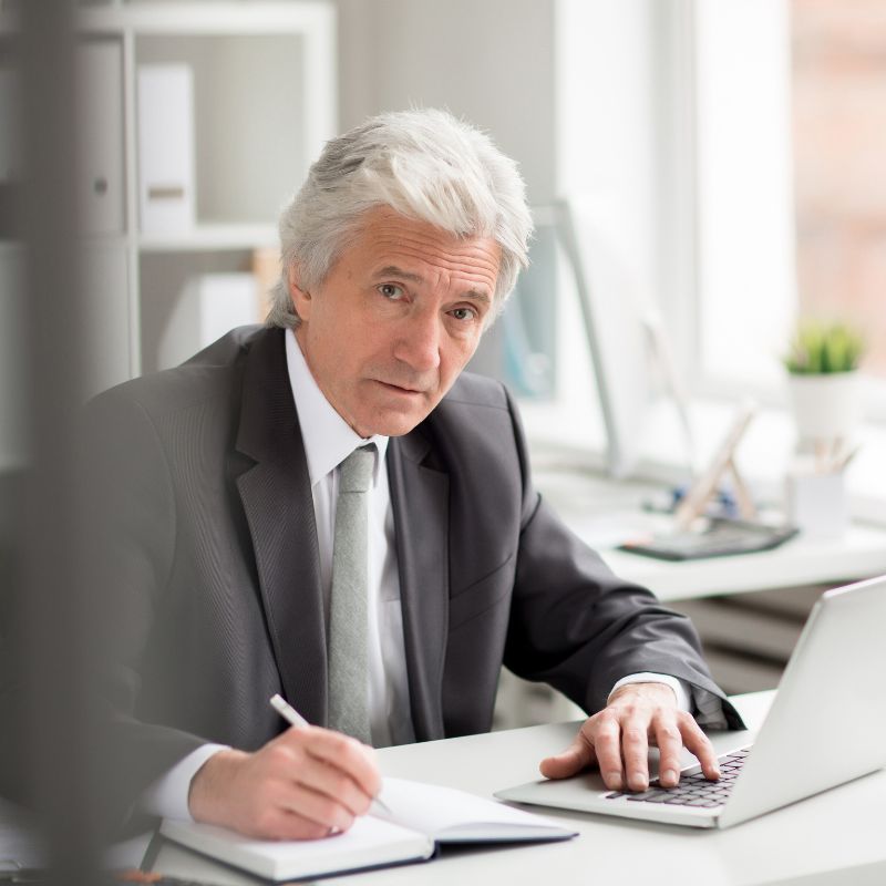 Thủ tục thay đổi giám đốc công ty TNHH 1 thành viên mới năm 2023